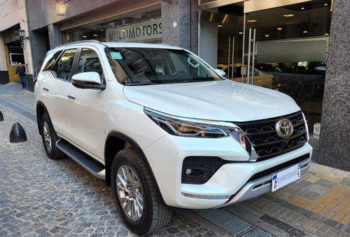Imagen 3 de 16 de Toyota Sw4 Srx 7a At 2022 0km