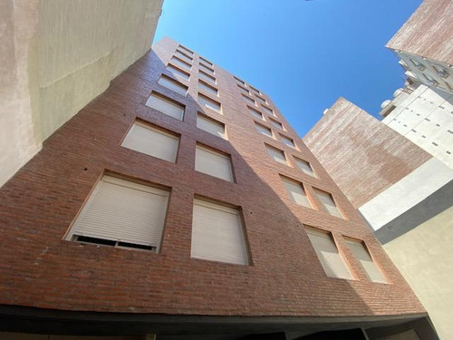 Imagen 12 de 12 de Edificio - Martin