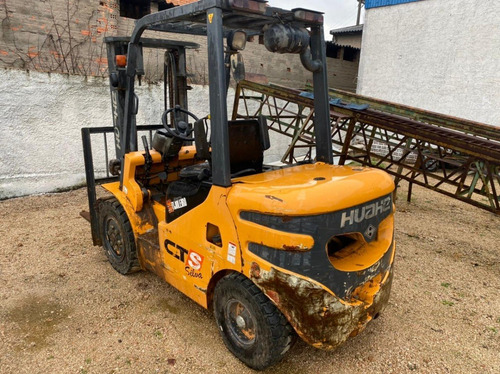 Imagem 6 de 7 de Empilhadeira Huahe Cts 3 Mil Kg