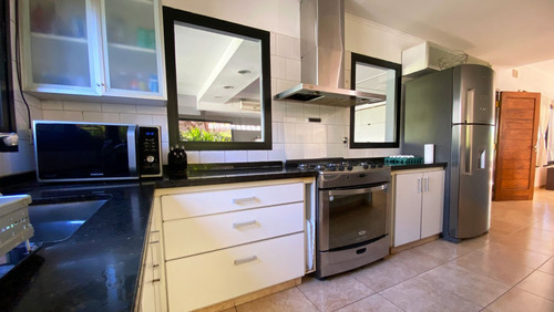 Casa En Venta, 5 Ambientes, En Altos Del Sol