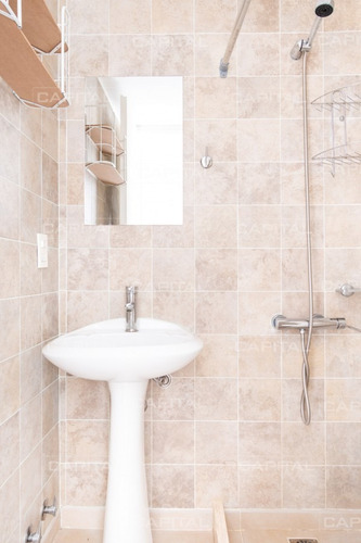 Apartamento Esquinero En Alquiler Temporario De Tres Suites Con Parrillero Propio-ref:29236