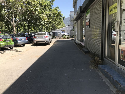 2 Niveles + Estac. Av. Padre Hurtado Nte. / Hualtatas