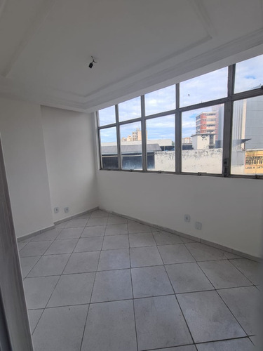 Sala Comercial Em Excelente Localização