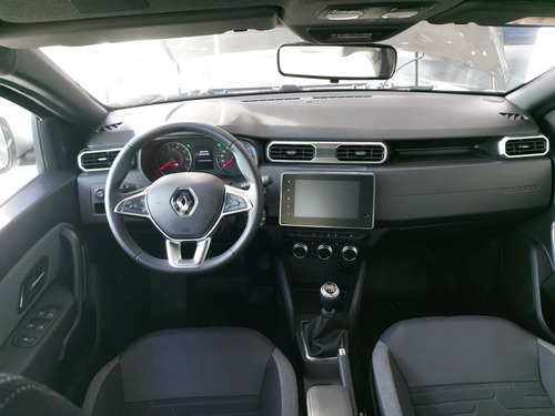 Imagen 8 de 14 de Nuevo Duster Iconic 1.3 T 4x4 Manual. (lov.)