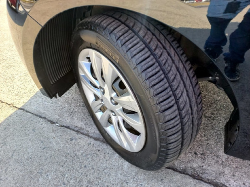 Imagem 7 de 11 de Hyundai Hb20s 1.6 Comfort Plus 16v Flex 4p Automatico