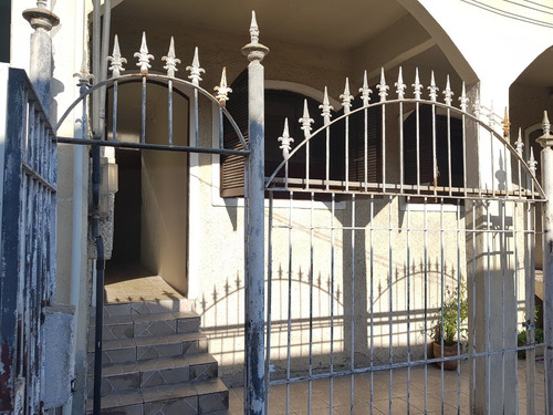 More Bem E Com Segurança! Apto Vila Fechada 2 Quartos 80m2