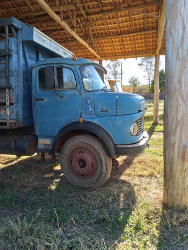 Imagem 1 de 15 de Mercedes Bens 1113