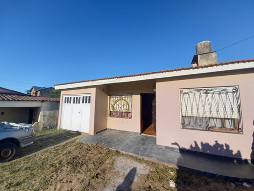 Imagen 3 de 19 de Casa A 1 Cuadra Del Mar (1435)