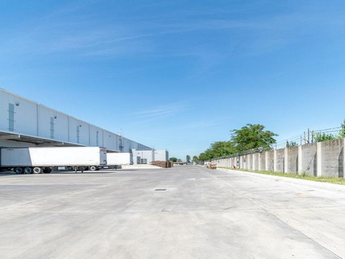 Excelente Deposito Aaa En Alquiler De 5600,6 M2 Cub (nave D). Excelente Para Empresa Logistica.