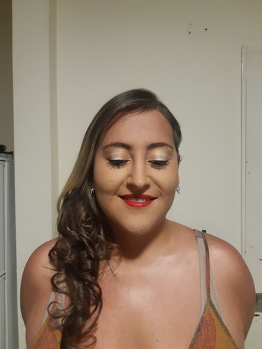 Imagen 2 de 5 de Maquilladora Profesional