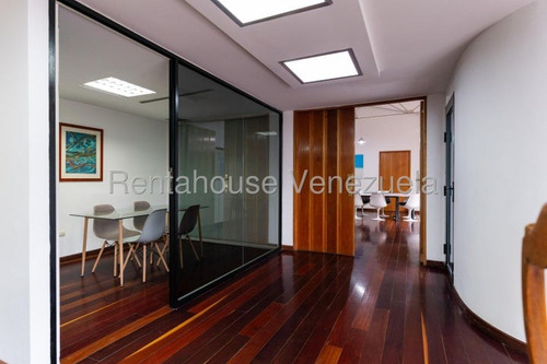 Ana Torres. Casa Comercial En Venta 25-20402 En Altamira