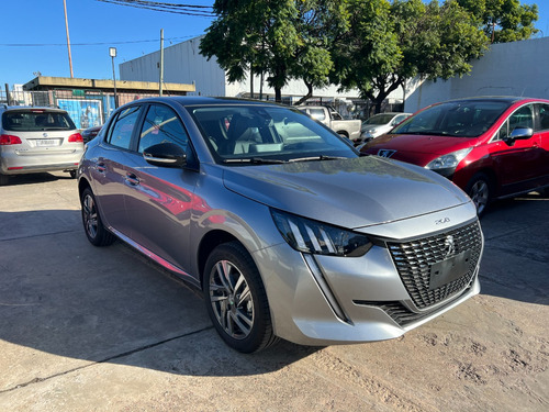 Peugeot 208 1.6 Feline Tiptronic