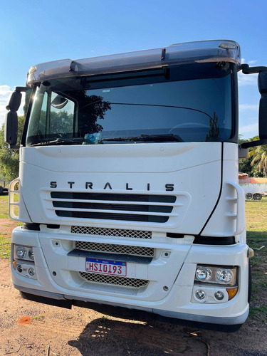 Imagem 1 de 9 de Iveco Stralis 420 6x4