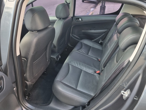 Imagen 14 de 16 de Peugeot 308 2014 2.0 Feline 143cv