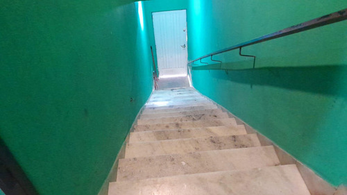 Venta De Ph Con Local Comercial / Vivienda Familiar