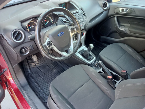 Imagen 10 de 15 de Ford Fiesta 2016 1.6 Se Mt