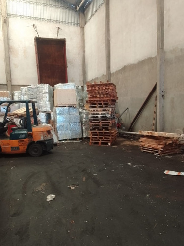 Alquilo Contenedor (12 Metros), Auto Elevador, Personal De Carga/descarga, La Boca/barracas, Caba - / - Transporte De Mercadería, Baulera, Guardamuebles, Almacenamiento De Vehículos