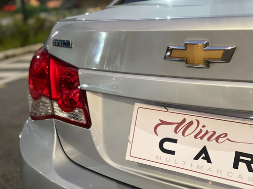 Imagem 9 de 14 de Chevrolet Cruze 1.8 Lt 16v Sedan