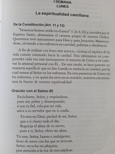 Oraciones Para Los Que Siguen Las Huellas De San Camilo. (Usado)