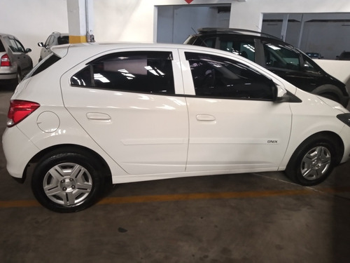 Chevrolet Onix 2013 1.0 Lt 5p