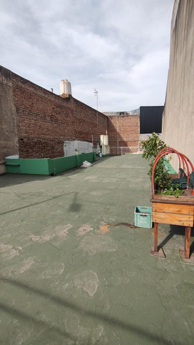 Casa Con Local En Venta