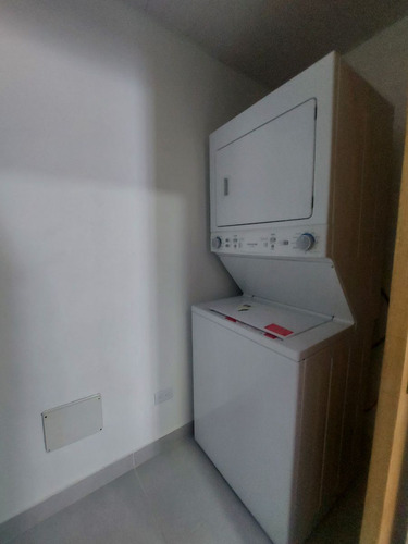 Alquilo Apartamento De 1 Habitacion Amueblado En La Esperilla