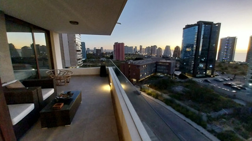 Tejada. Impecable 2d+2b+2e+1bd+cocina Cerrada Independiente