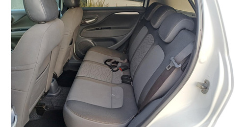 Fiat Punto Attractive 1.4 Flex