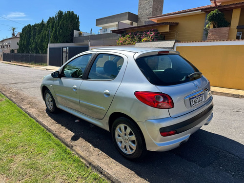 Peugeot 207 1.4 Xr Sport Flex 5p