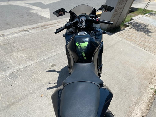 Imagen 4 de 6 de Kawasaki Ninja 250