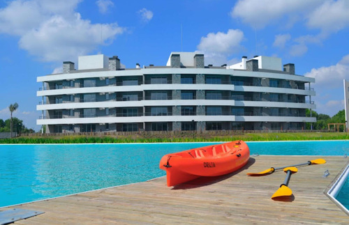 Departamento En Venta En Lagoon Pilar