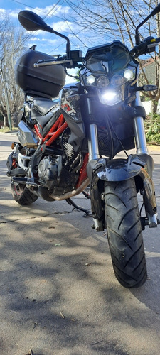 Vendo Benelli Tnt 135 + Accesorios Completa