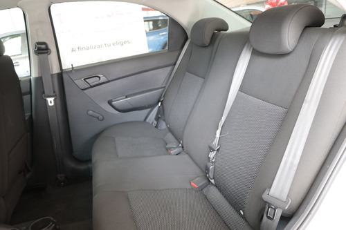 Imagen 12 de 13 de Chevrolet Aveo 2018 1.6 Ls At