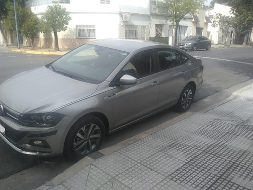 Volkswagen Virtus Highline 2019