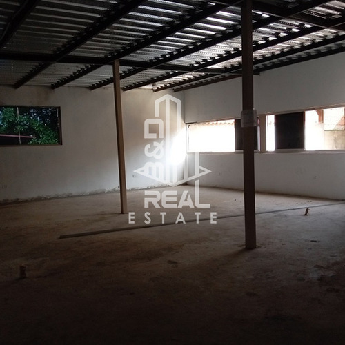 Local En Alquiler Casco Central/ Charallave.