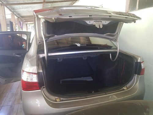 Grand Siena 1.6 2015