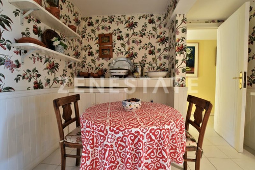 Venta Apartamento Dúplex De 4 Dormitorios En Playa Brava