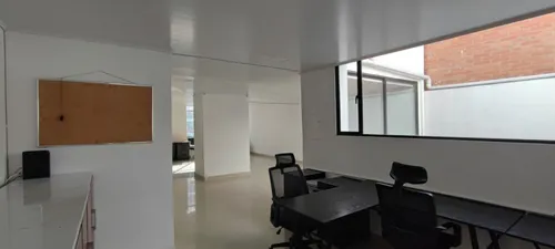 Oficina En Arriendo En Porciúncula. Cod A21656