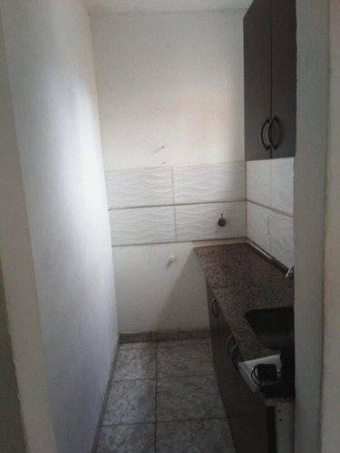 Imagen 4 de 14 de Local Y 3 Phs En Block En Macrocentro