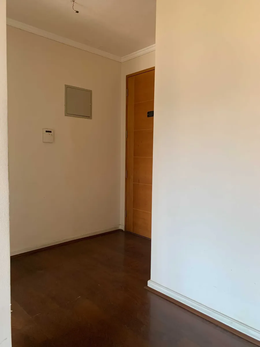 Imagen 4 de 26 de Vende Amplio Departamento Calle Manantiales (151096)