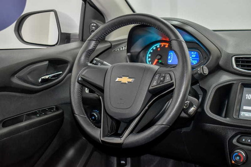 Imagem 6 de 15 de Chevrolet Onix 1.4 Mpfi Ltz 8v Flex 4p Mec 2017