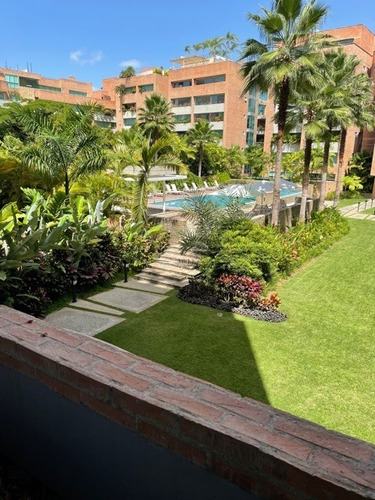 Imagen 2 de 14 de Campo Alegre Vendo Apto De 243 Metros 04143256451