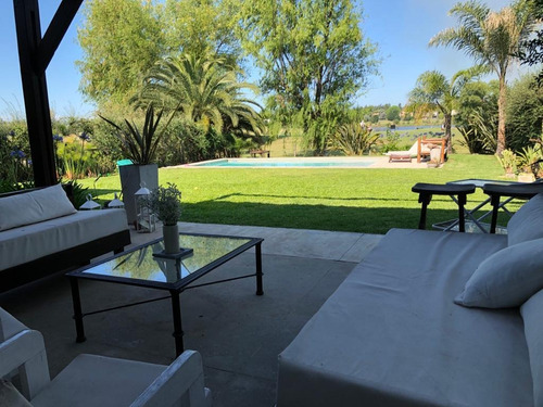 Imagen 3 de 12 de Casa - San Isidro Labrador Al Golf Y Laguna
