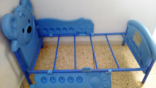 Cama Cuna De Osito Con Barandas Marca Little Tikes. Usada