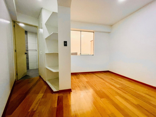 Imagen 10 de 12 de Departamento Duplex De 195 M² Totalmente Remodelado A Estrenar Remate !!