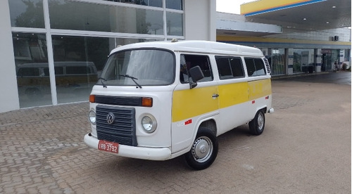 Volkswagen Kombi 1.4 Escolar Total Flex 3p