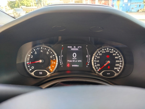 Jeep Renegade 1.8 16V FLEX LONGITUDE 4P AUTOMÁTICO