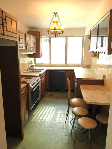 Apartamento En Alquiler 164m2 La Florida
