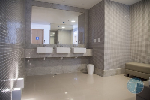 Imagem 9 de 15 de (8713)apartamento Em Excelente Localizacao No Petropolis, Predio Novo, 3 Quartos - V-8713