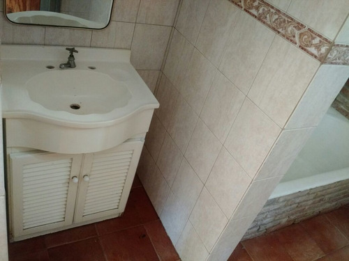 Imagen 7 de 13 de Alquilo Casa De Dos Domitorios En Zona Norte De Rosario